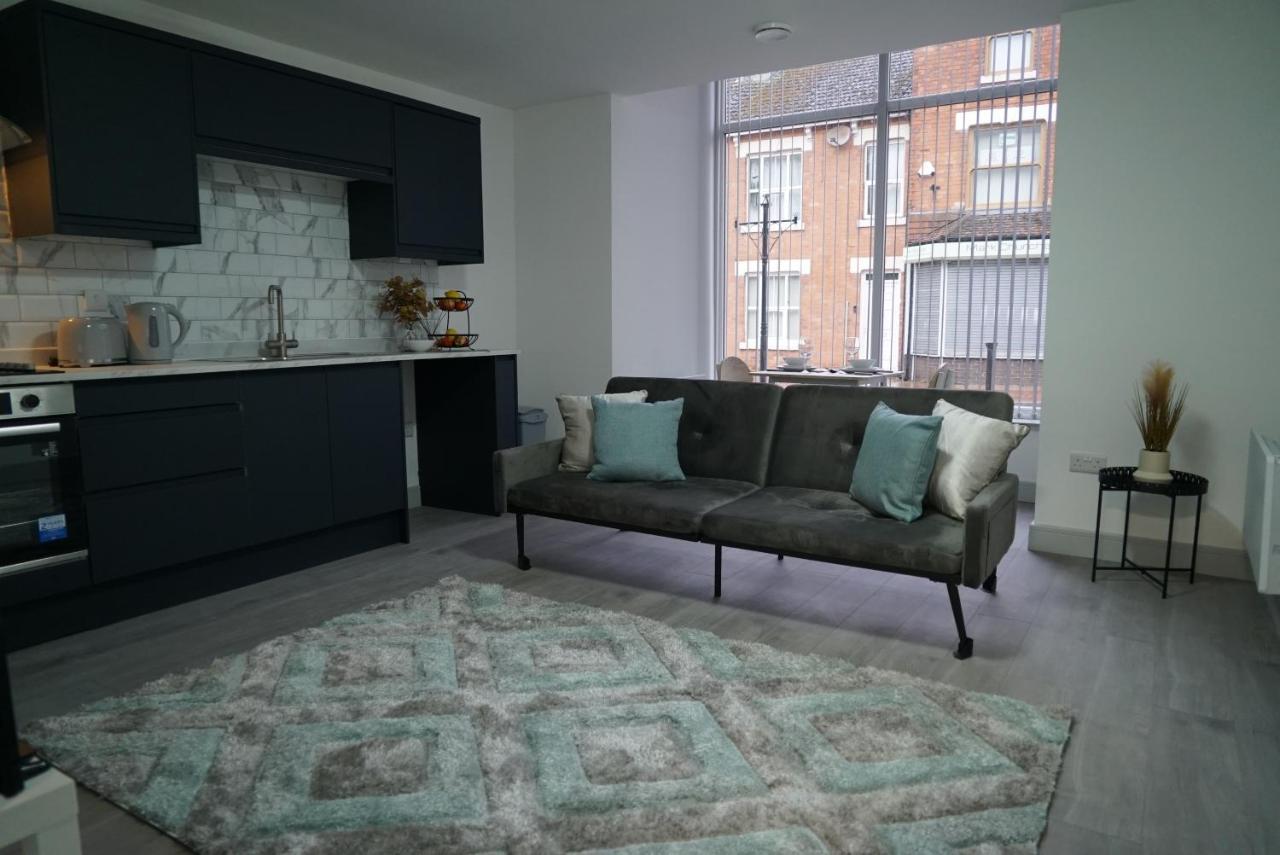 1 & 2 Bed Apartments - Desborough, Kettering, Family, Wifi, Parking 外观 照片